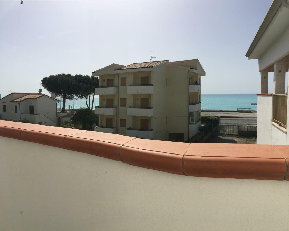 Parco Adamantina Di Fronte Al Mare Lägenhet Diamante Exteriör bild